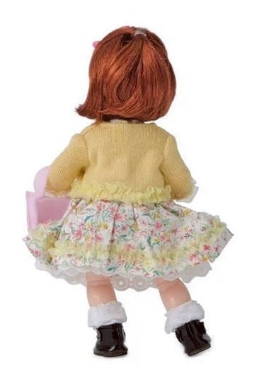 Picture of Shopping With Grandma - 8 Inch Collectible Doll